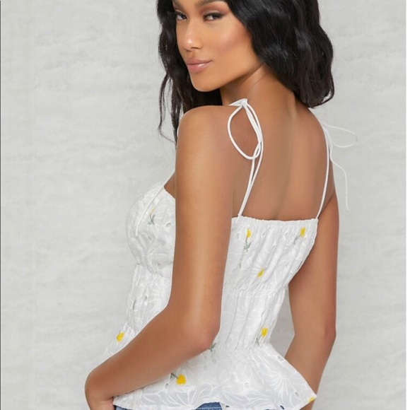 🌼NWT cotton front-tie spaghetti-strap top🌼 - Picture 2 of 3